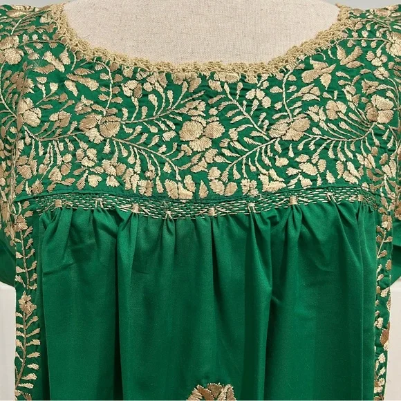 San Antonino Maxi Dress,Oaxaca Mexican dress.Hand Embroidered with Silk threads. - Picture 3 of 9